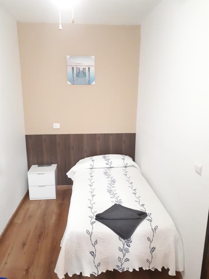 Hostal Oklahoma Reus Esterno foto
