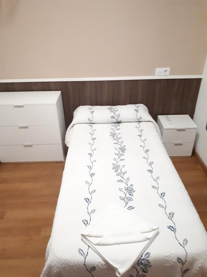 Hostal Oklahoma Reus Esterno foto