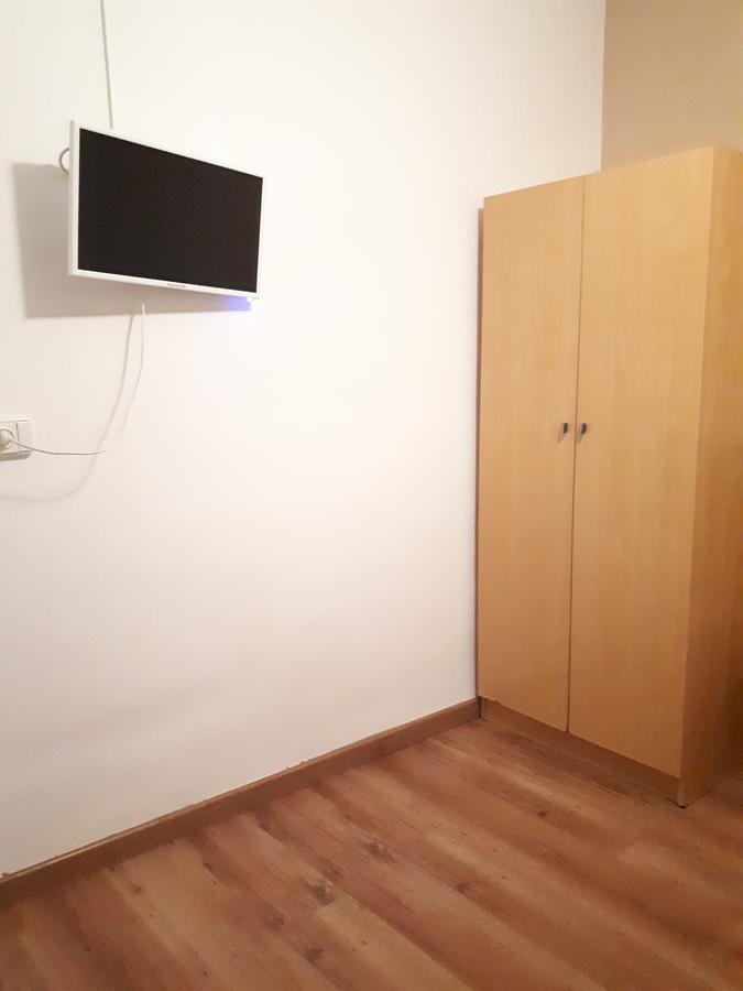 Hostal Oklahoma Reus Esterno foto