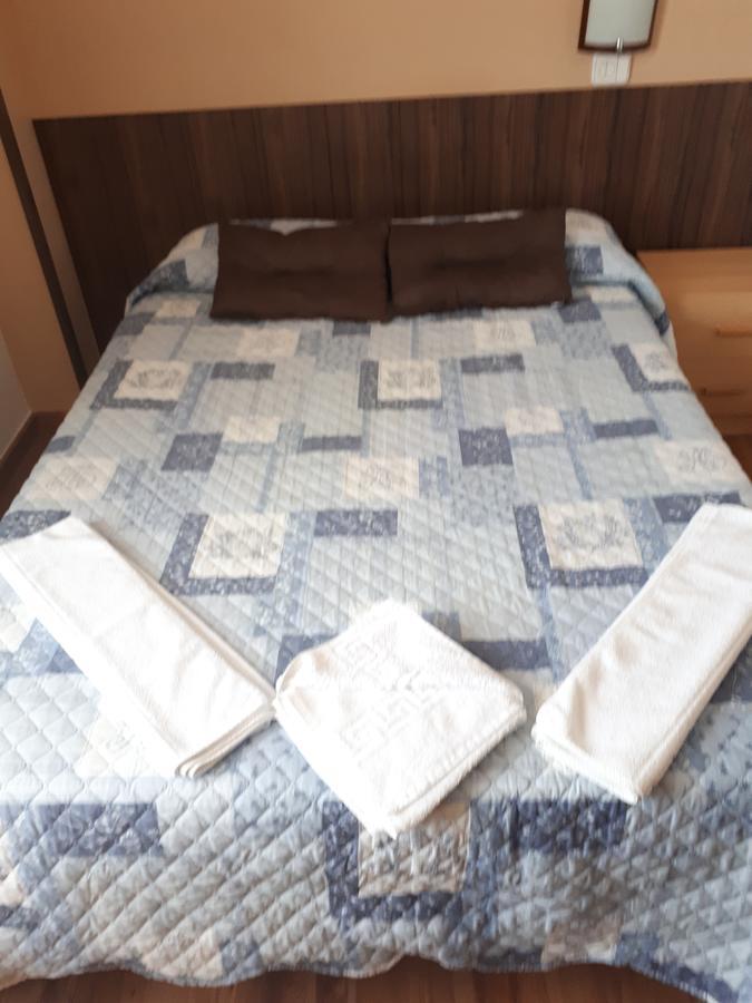Hostal Oklahoma Reus Esterno foto