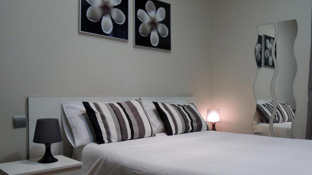 Hostal Oklahoma Reus Esterno foto